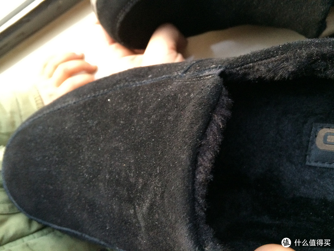 丑到不忍直视的舒服鞋子：Skechers 斯凯奇 ON-THE-GO系列 男 时尚保暖毛里一脚蹬休闲鞋 53585C/B LK 黑色