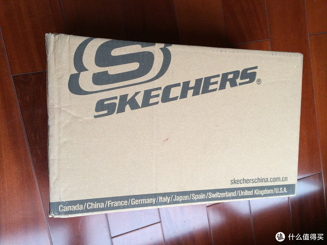 我很丑可是我很温柔：送给老妈的 skechers 斯凯奇 女款健步鞋 13510