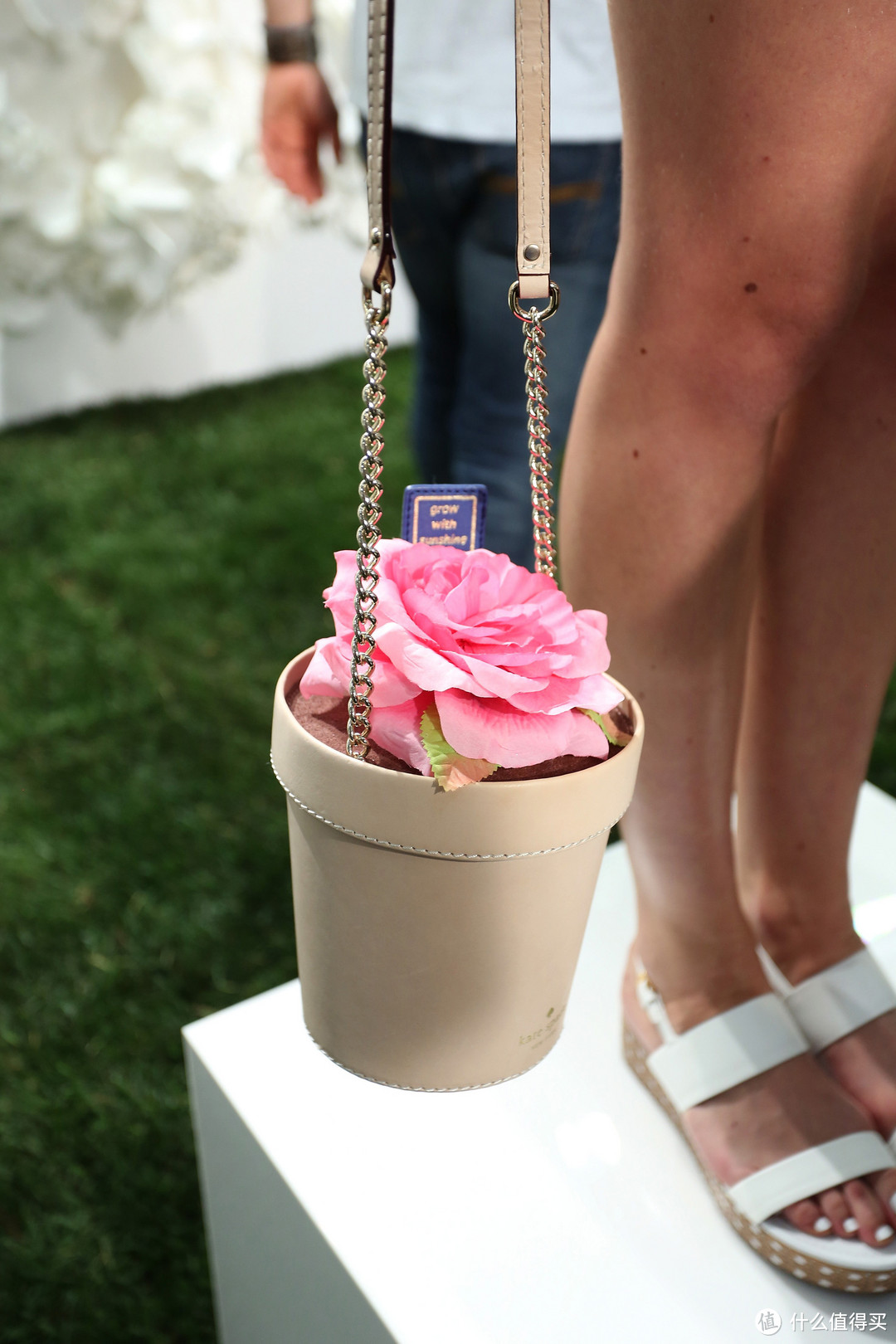 蜗牛、青蛙和花盆：kate spade 凯特·丝蓓 2015春夏手提袋系列创意造型盘点