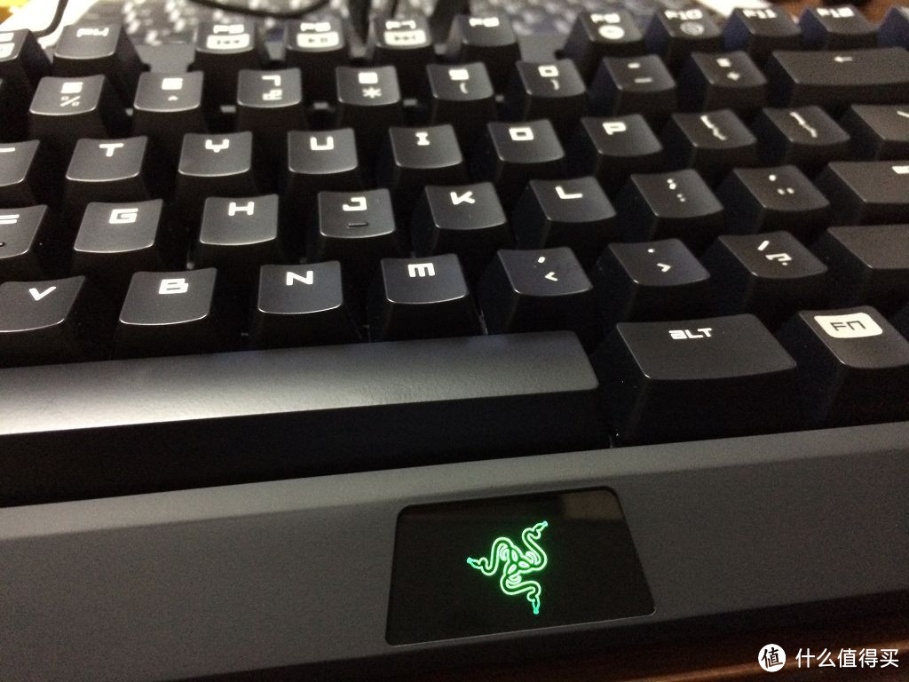 小白初烧机械键盘：Razer 雷蛇 BlackWidow TE黑寡妇蜘蛛竞技版 &POKER II 白色茶轴 & 各色键帽