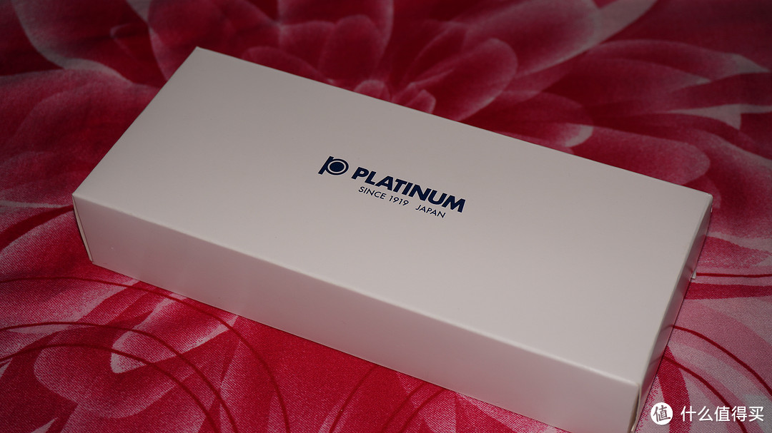 蓝色妖姬：platinum 白金3776 世纪教堂蓝 M尖 14K金笔