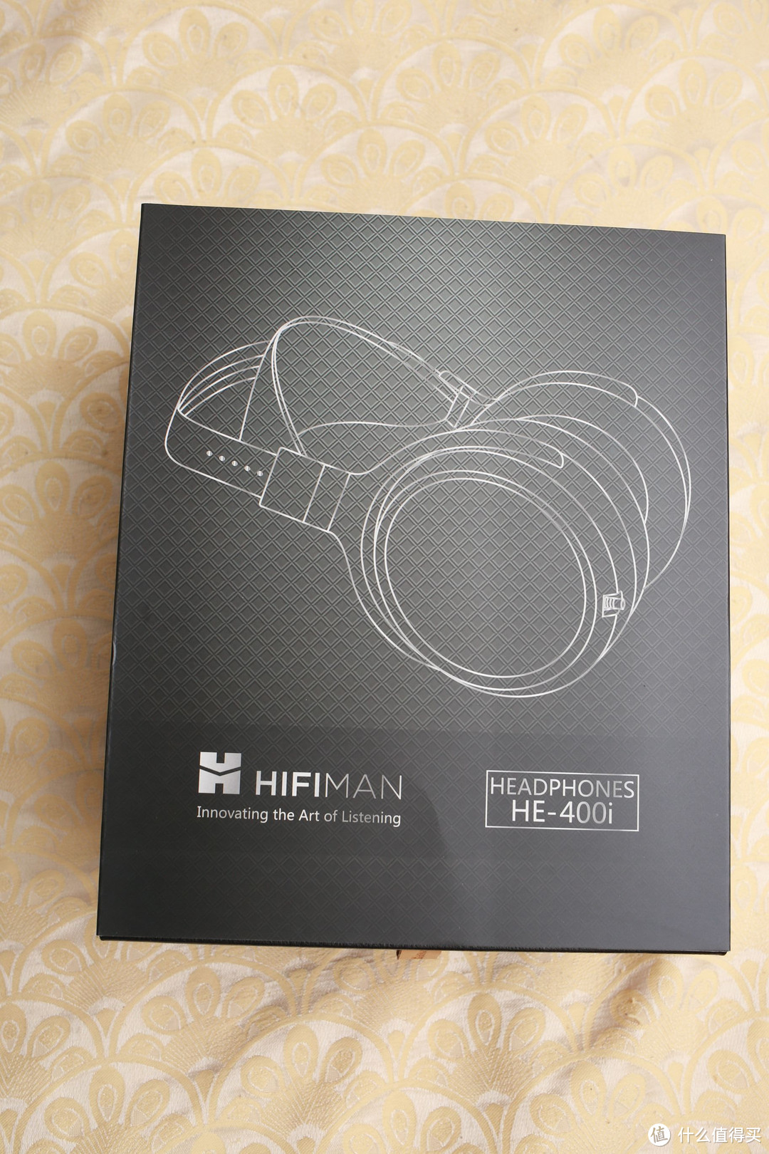 国砖尚堪用，上放更威猛：HiFiMAN HE400I 平板振膜耳机评测，附正太真人兽和HD600对比感受