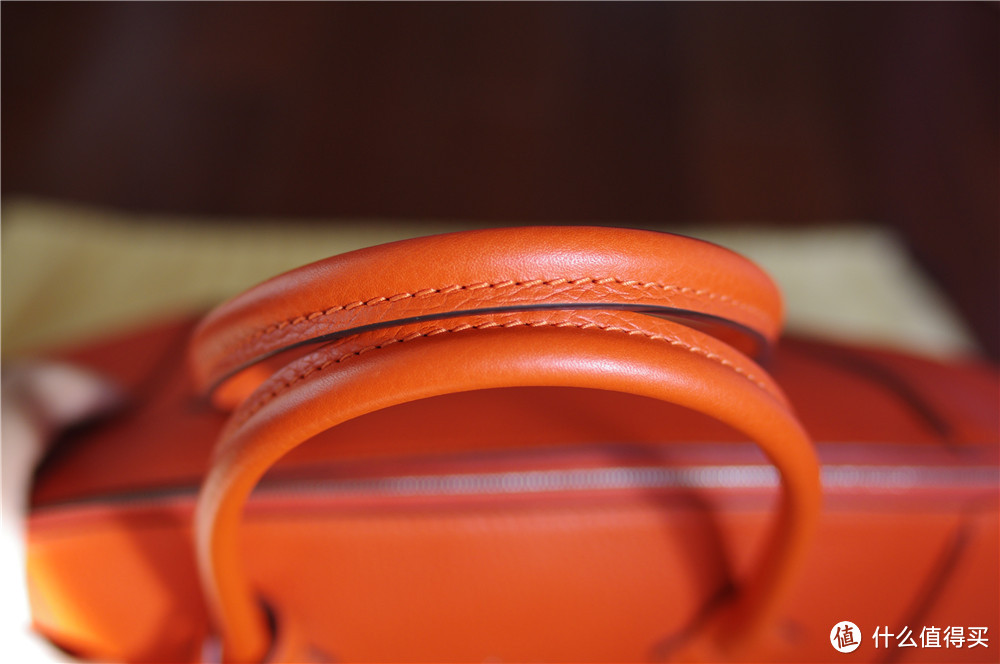 给媳妇儿的生日礼物:LOUIS VUITTON 路易威登 LOCKIT 手袋