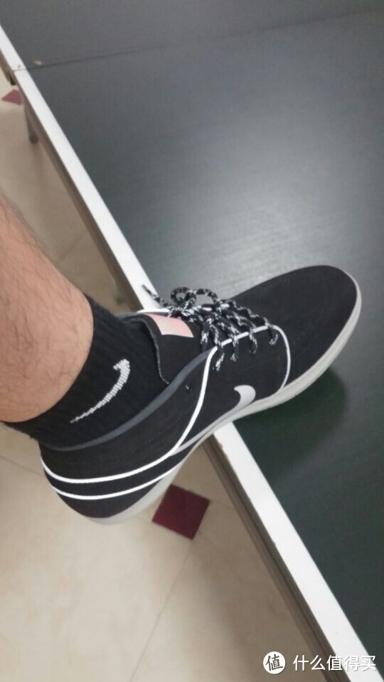 摩擦！摩擦！似魔鬼的步伐！NIKE 耐克 LUNAR STEFAN JANOSKI MD SHIELD 滑板鞋