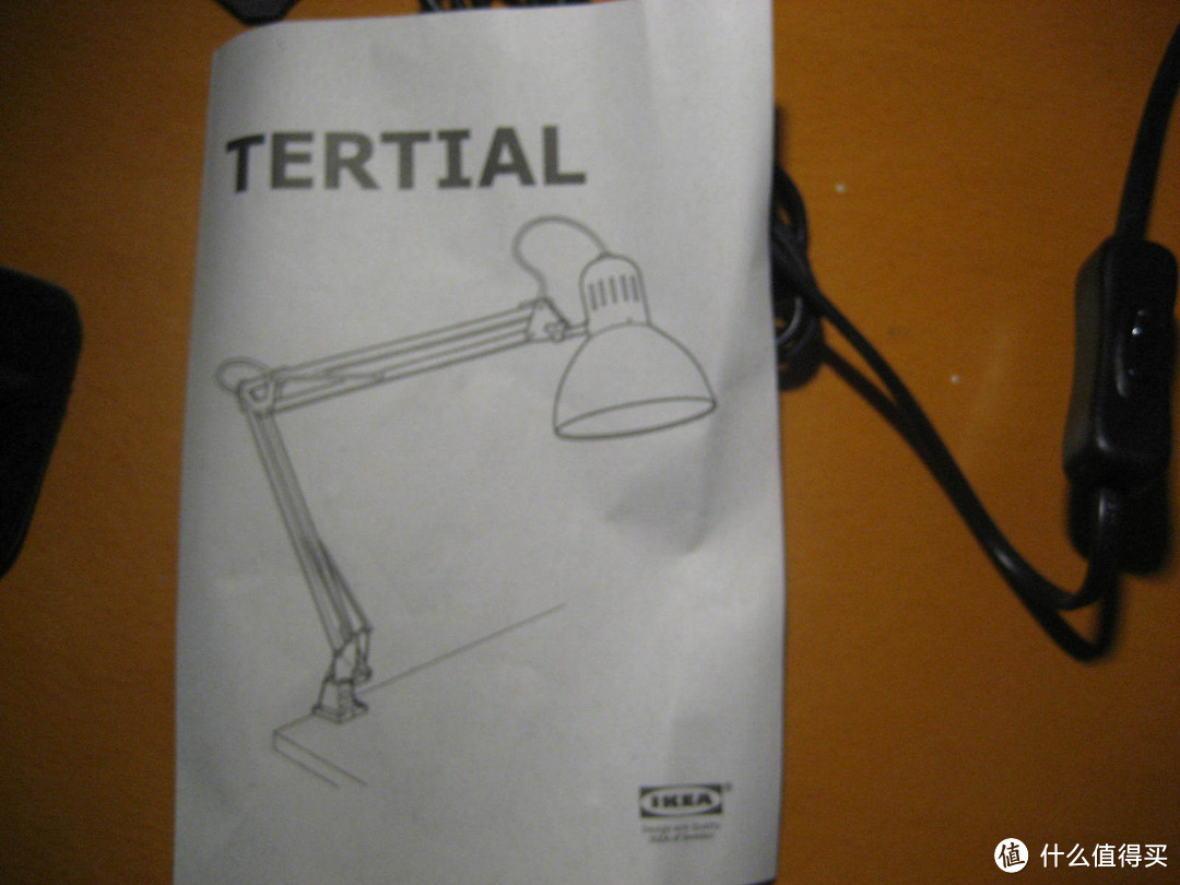 开启“大台灯”模式：IKEA 宜家 特提亚 工作灯 简单组装使用 