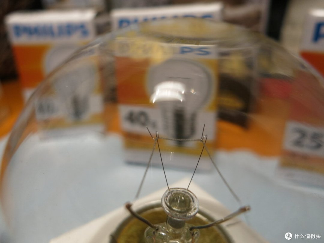 怀旧的选择:PHILIPS 飞利浦 长寿白炽灯泡 评测