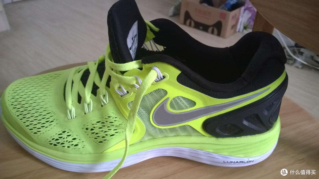 为减肥入手 Saucony 索康尼 Ride 6 & Nike 尼康 Lunareclipse 4 & Creative 创新 Aurvana Air 耳塞