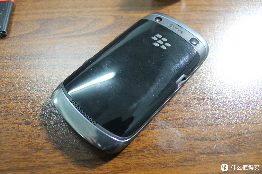 简单小巧：Blackberry 黑莓 Curve 9360 智能手机