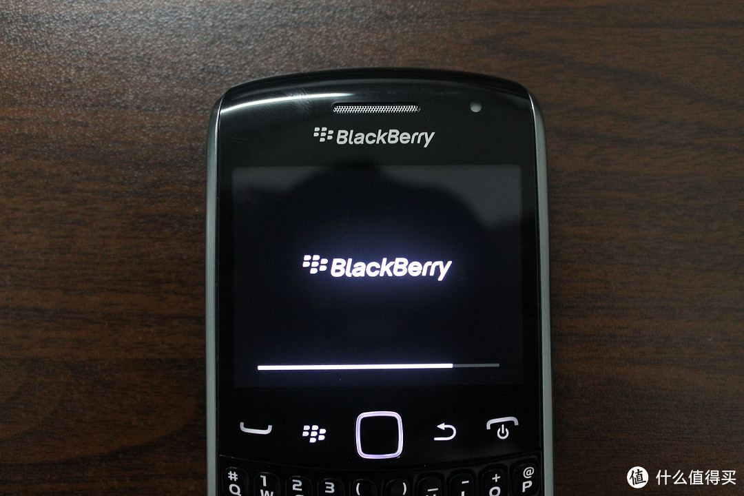 简单小巧：Blackberry 黑莓 Curve 9360 智能手机