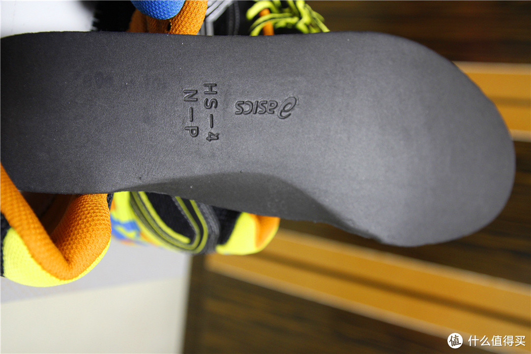 骚年的入门跑步鞋:ASICS 亚瑟士 MAVERICK 2 男款