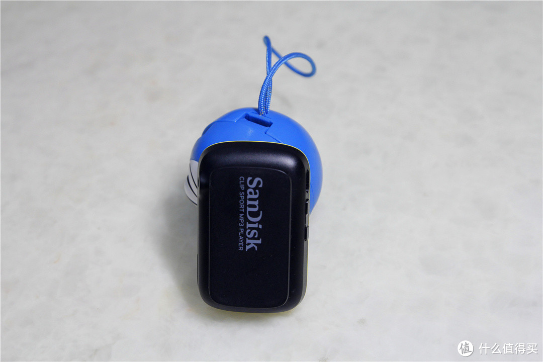 运动好伴侣：SanDisk 闪迪 Clip Sport 8GB MP3 播放器