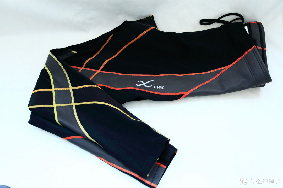 【真人秀】海淘健身装备：SKINS 思金斯 a400 压缩衣 & CW-X Generator 压缩裤