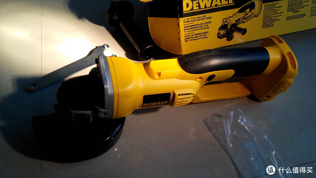 DEWALT 得伟 DC411B 无绳角磨机