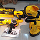 DEWALT 得伟 DC411B 无绳角磨机