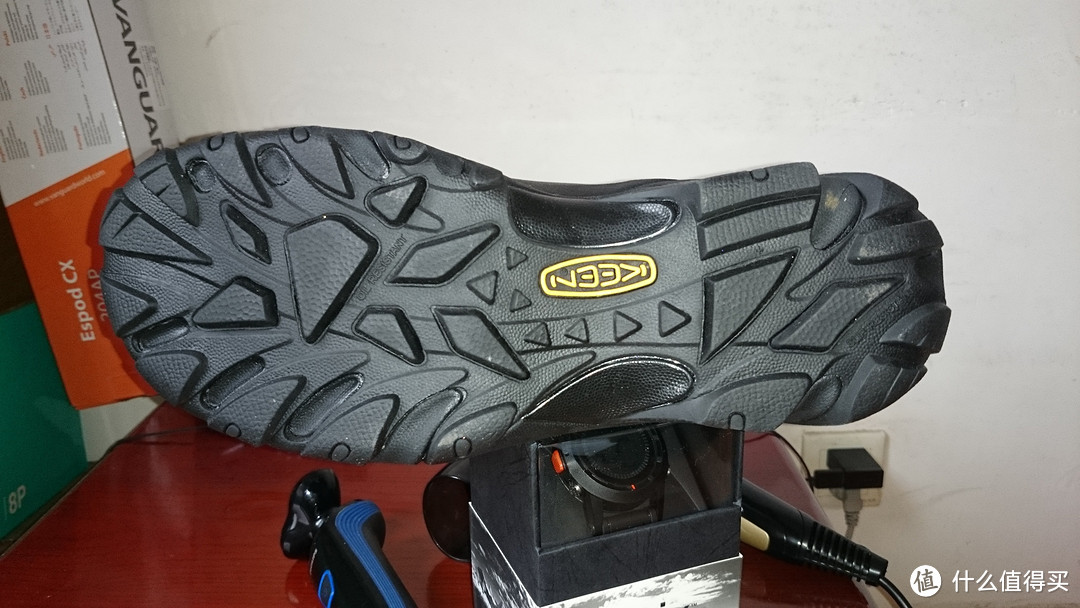 我的冬季主力鞋：Keen Utility Detroit 8" Soft Toe 户外男靴