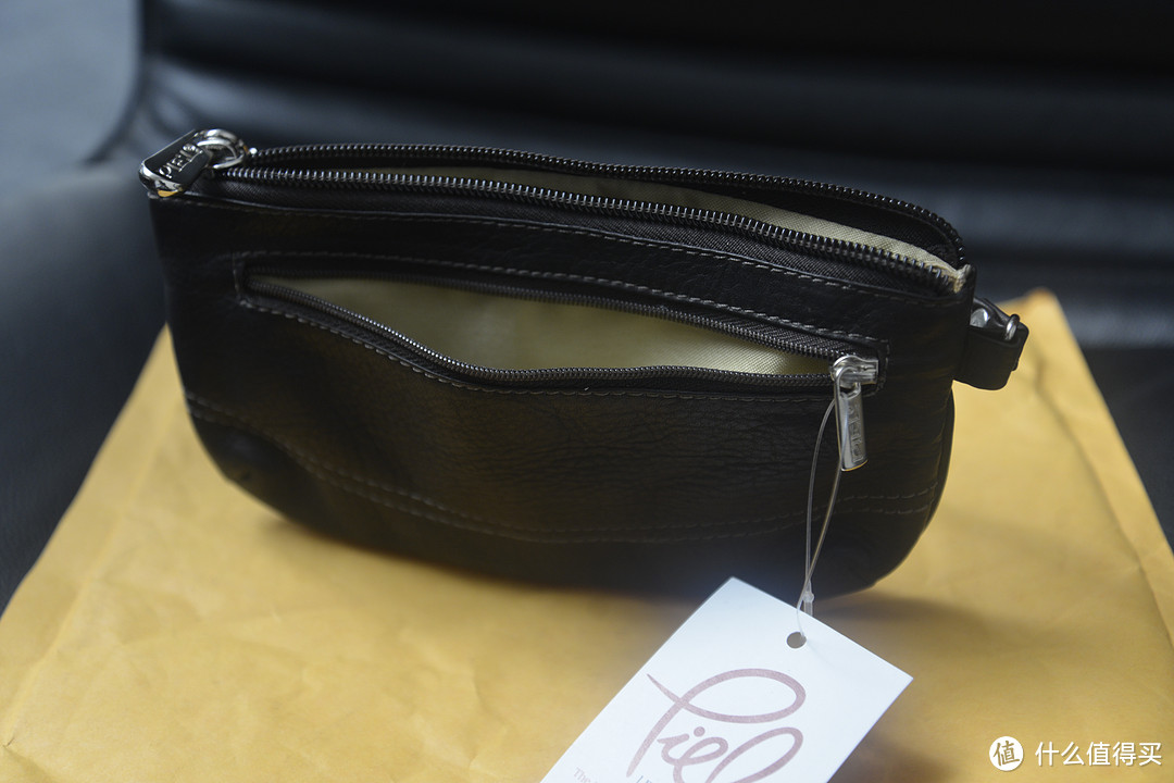 送给母亲的生日礼物：Piel Leather Large Ladies Wristlet 女款真皮手拿包