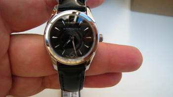 给妈妈的礼物：来自银泰的HAMILTON 汉密尔顿 皮带手表 H32261735