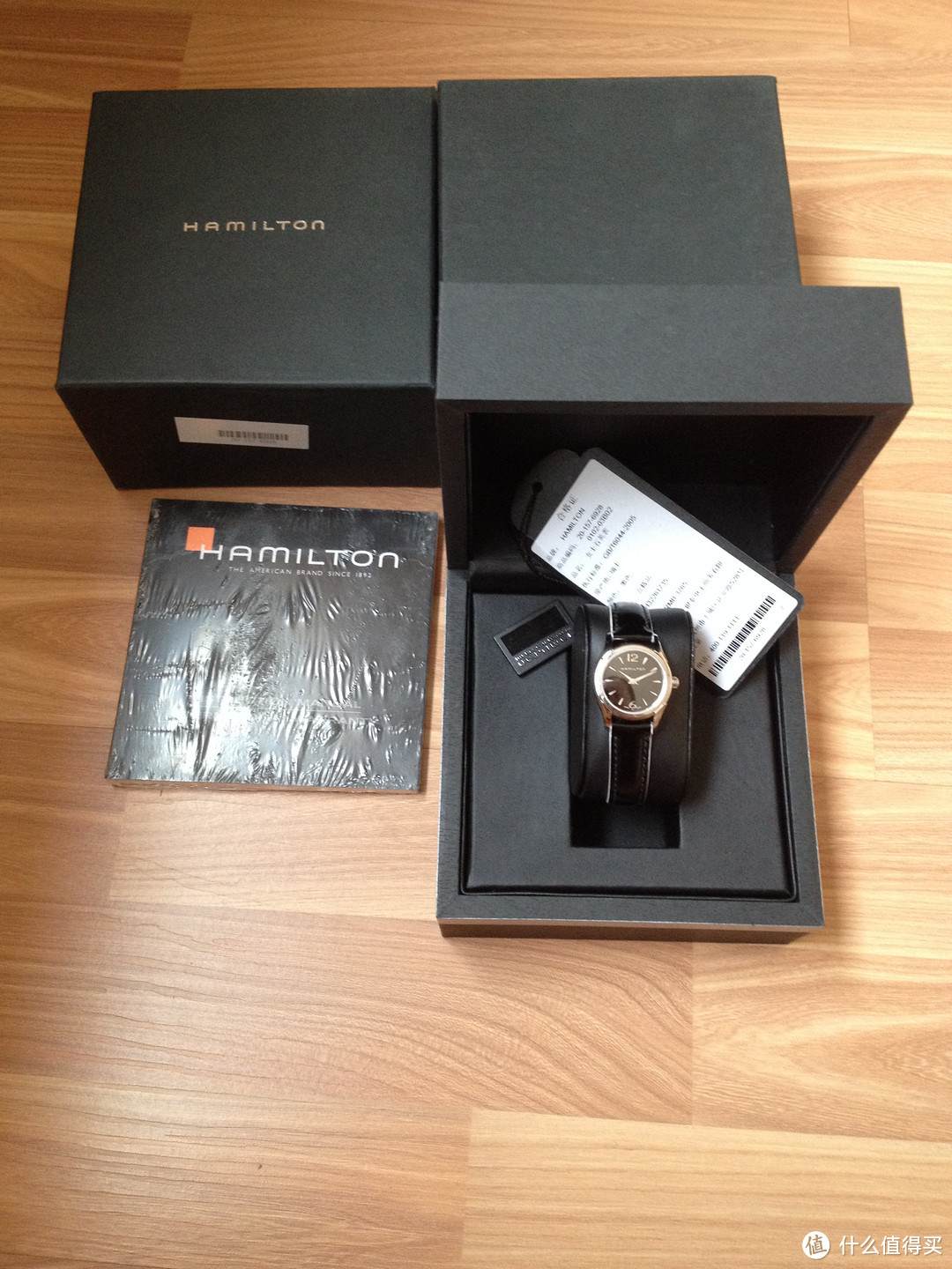 给妈妈的礼物：来自银泰的HAMILTON 汉密尔顿 皮带手表 H32261735