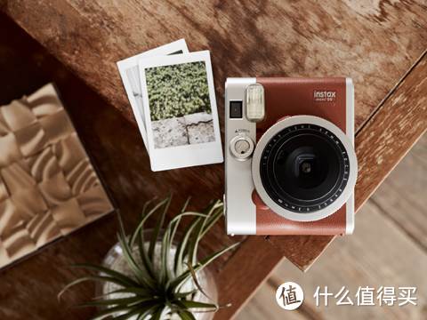 有卖萌有提升性能：FUJIFILM 富士 发布多款 instax 一次成像相机新品