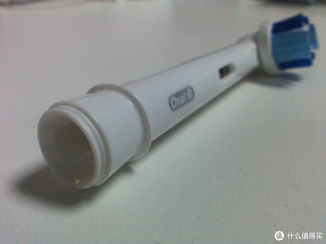 好用又实惠的电动牙刷：Oral-B 欧乐B Vitality 清亮型 电动牙刷 D12013