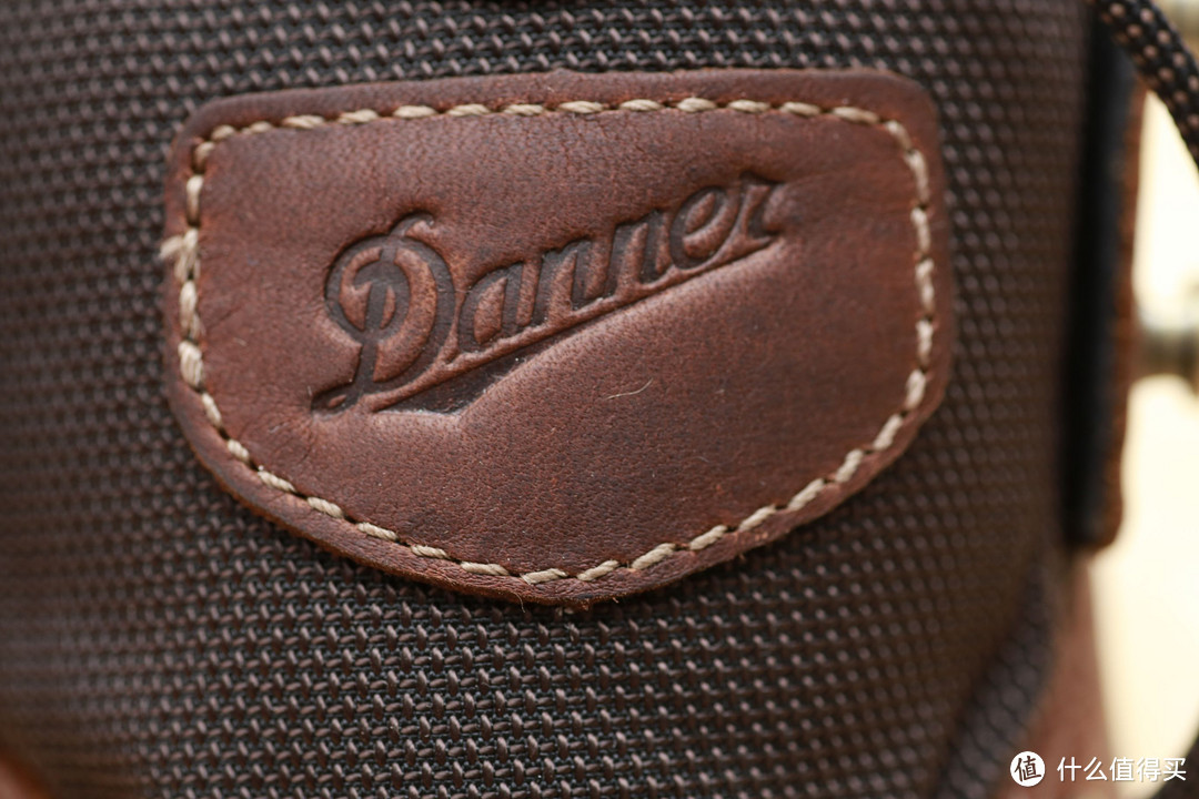 Danner 丹纳 Fowler 5.5 GTX  男款徒步靴 & Danner 丹纳 Mt Defiance  男款徒步靴 & New Balance W993 跑鞋