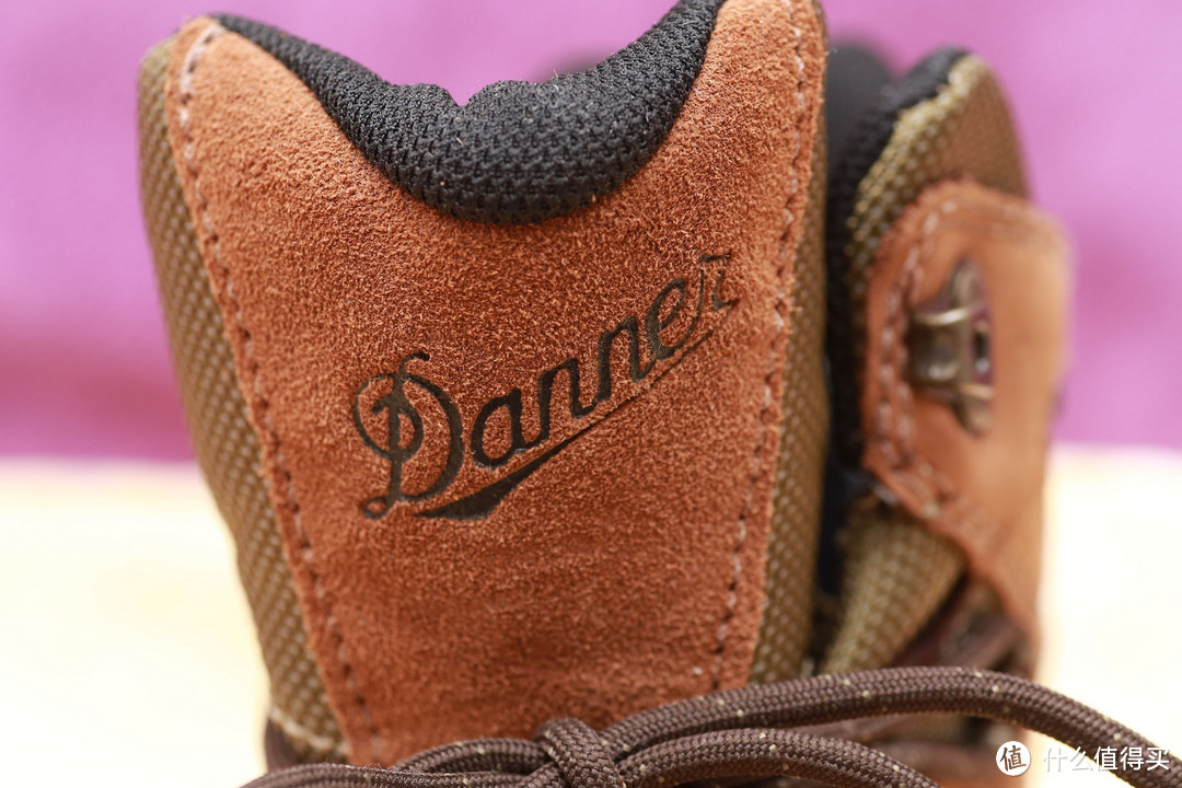 Danner 丹纳 Fowler 5.5 GTX  男款徒步靴 & Danner 丹纳 Mt Defiance  男款徒步靴 & New Balance W993 跑鞋