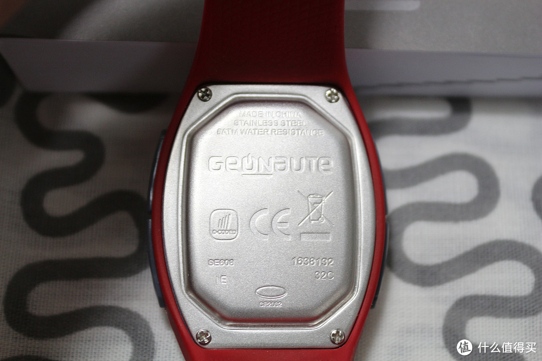 Decathlon 迪卡侬 GEONAUTE OR310 运动心率表详评