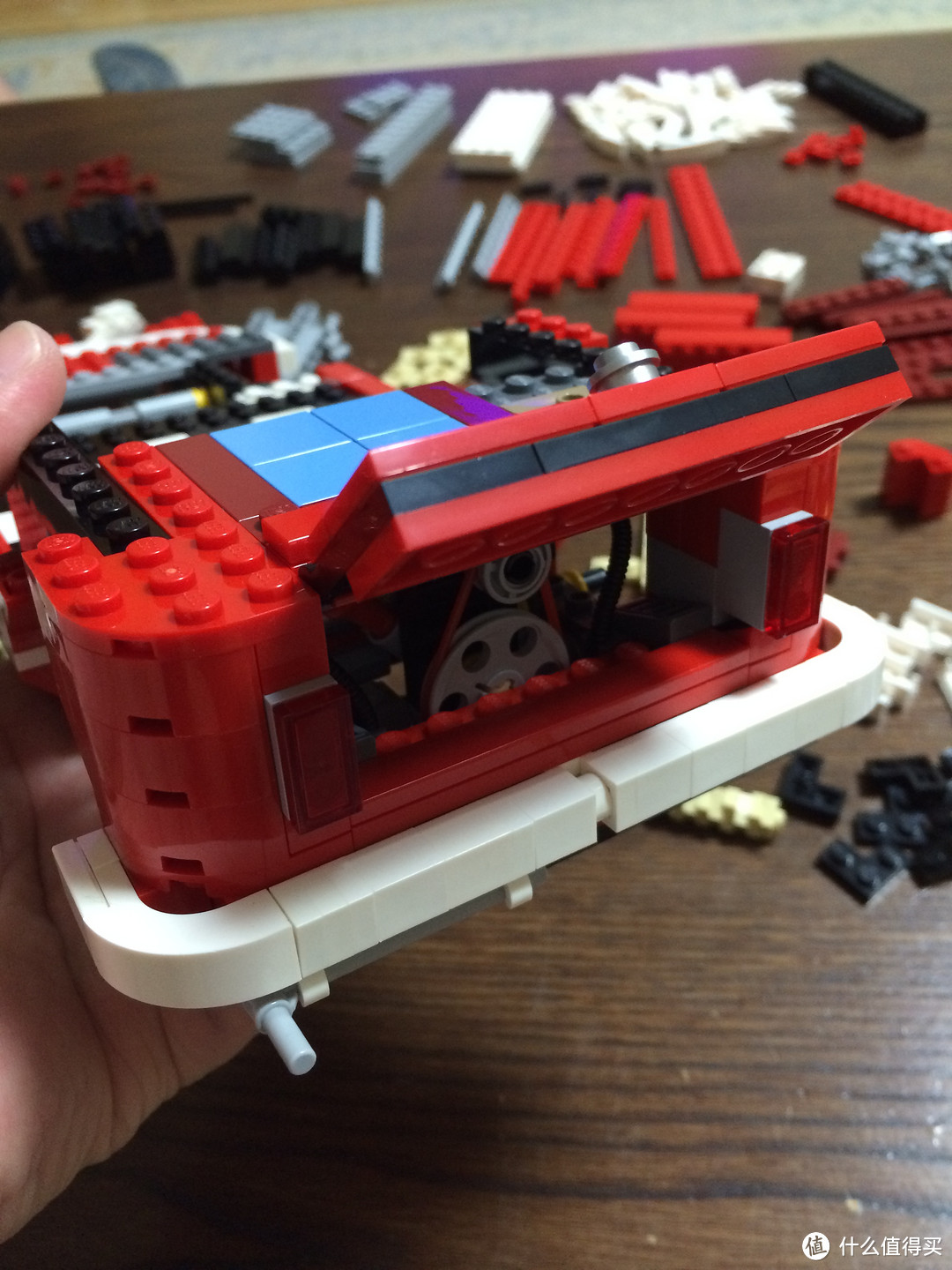 我的第一台大众：LEGO 10220 Volkswagen 大众T1 野营车