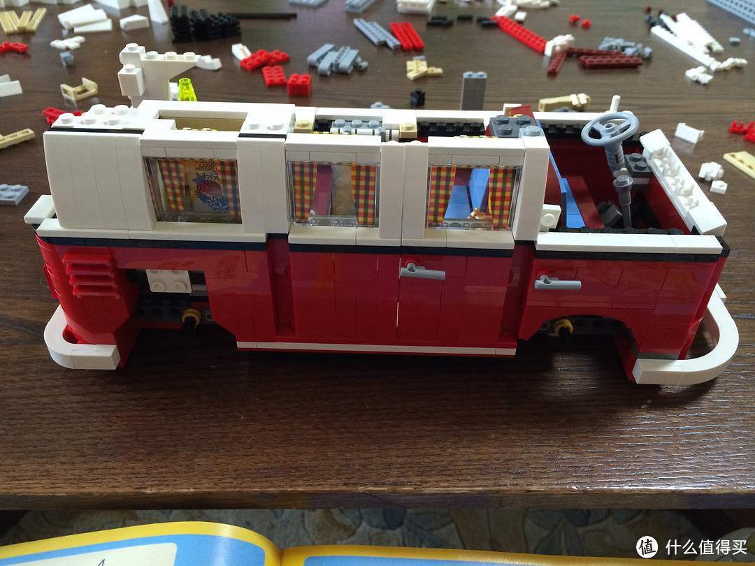 我的第一台大众：LEGO 10220 Volkswagen 大众T1 野营车