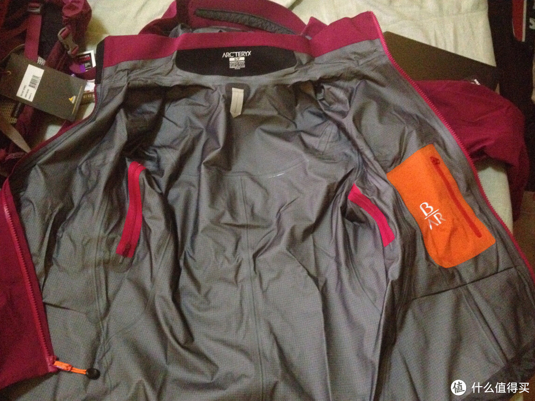 不完全登山装备：ARC'TERYX 始祖鸟 BETA AR硬壳冲锋衣