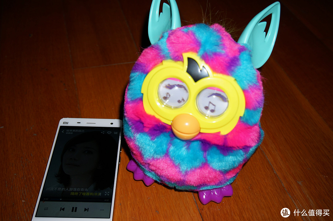 可爱的小精灵：Furby 菲比