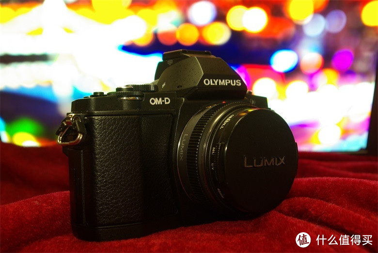 懒病又犯了：OLYMPUS 奥林巴斯 OM-D E-M5 精英黑