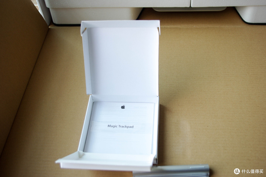 千里迢迢人肉大件无税过关:港版5k imac 一体机 伪开箱