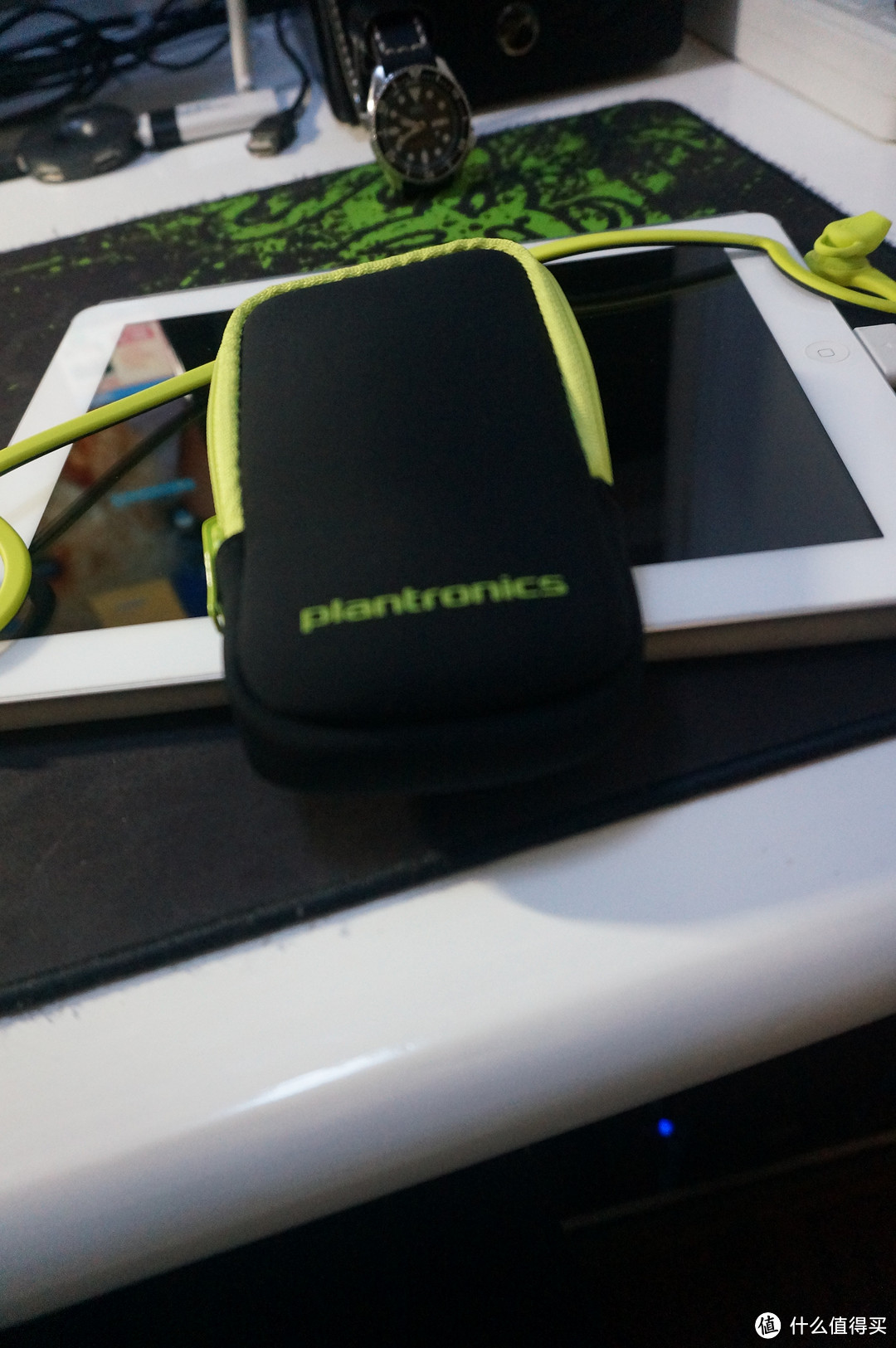 运动神器：plantronics 缤特力 BackBeat Fit 无线运动蓝牙耳机