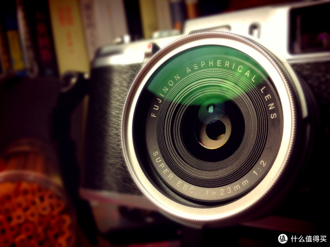 属“小白”的第一款相机：FUJIFILM 富士 X100S 旁轴数码相机