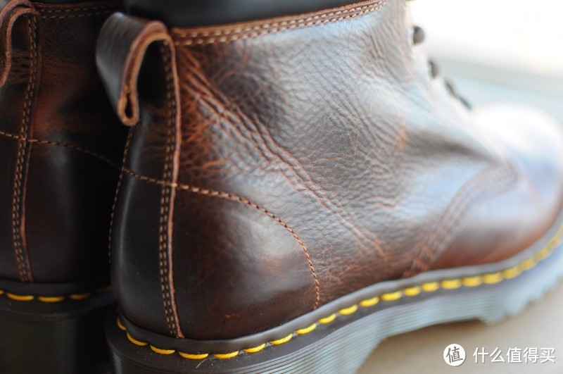 Dr. Martens Men's Saxon 939 Boot 短靴