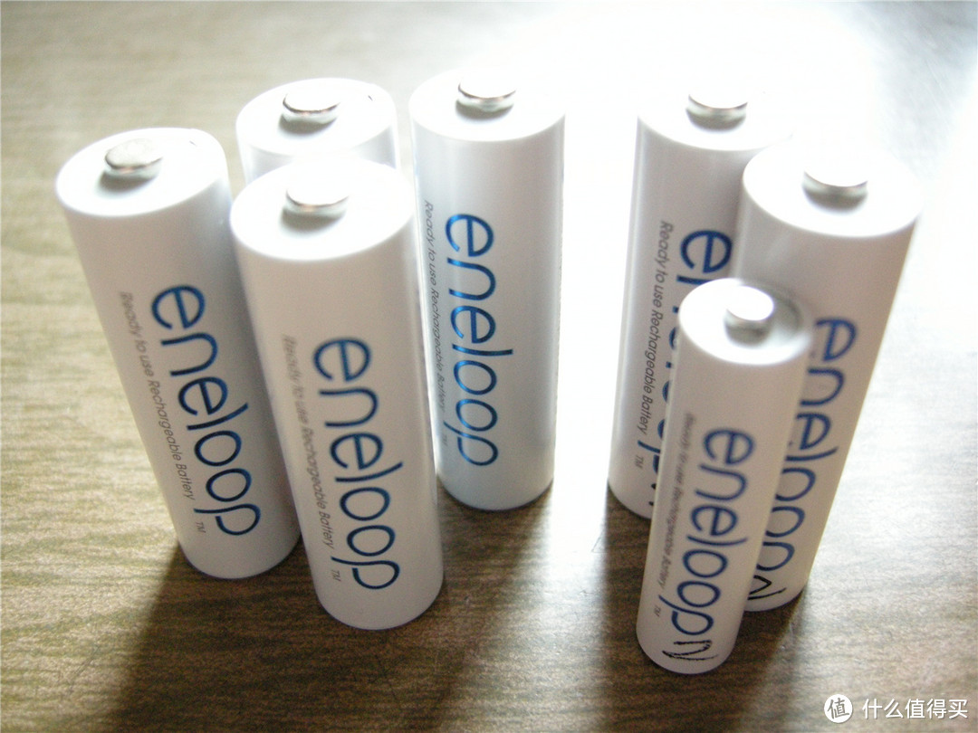 Panasonic 松下 eneloop 爱乐普 K-KJ16MCC40C 5号1900mAh 高性能智能 极速充电套装