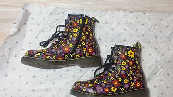 美亚直邮 Dr. Martens 1460 Originals Eight-Eye 女款马丁靴、Delaney 女童马丁靴 & Columbia 哥伦比亚 Minx Slip 雪地靴