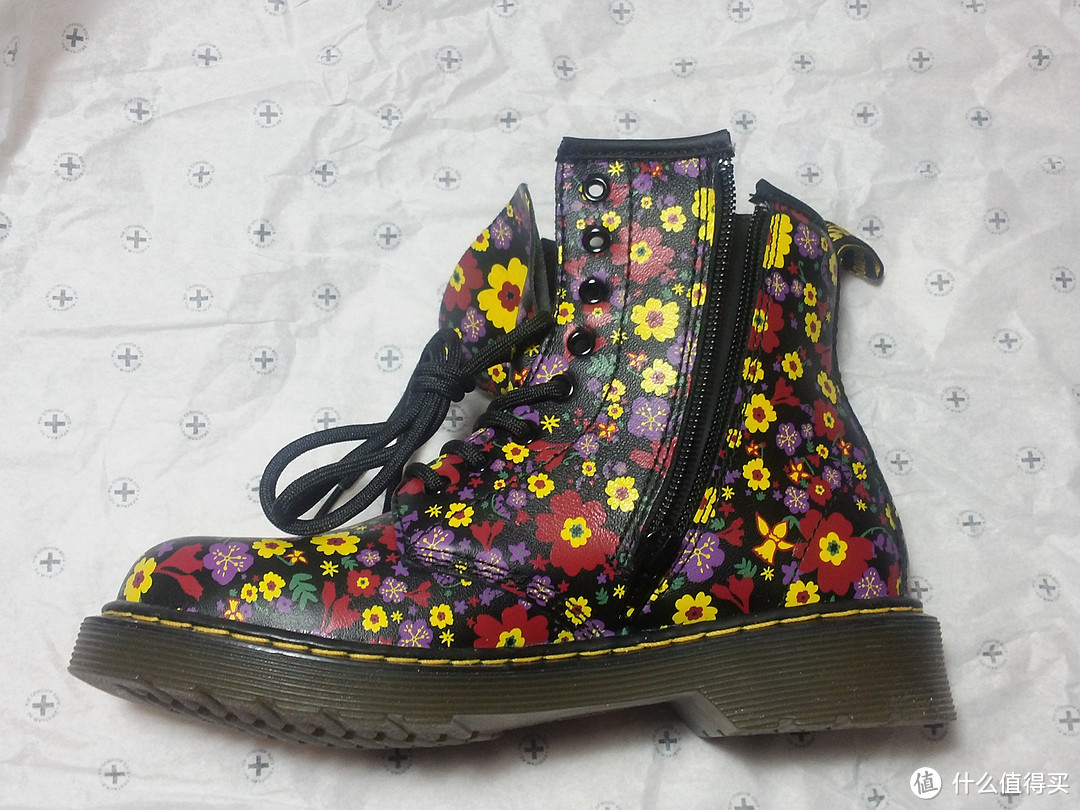 美亚直邮 Dr. Martens 1460 Originals Eight-Eye 女款马丁靴、Delaney 女童马丁靴 & Columbia 哥伦比亚 Minx Slip 雪地靴