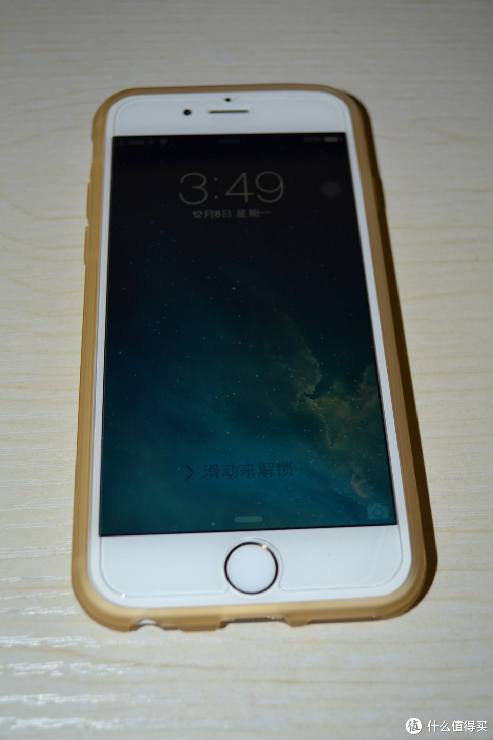 创意十足,但用起来心有余力不足ROCK IPHONE6智能名片保护壳