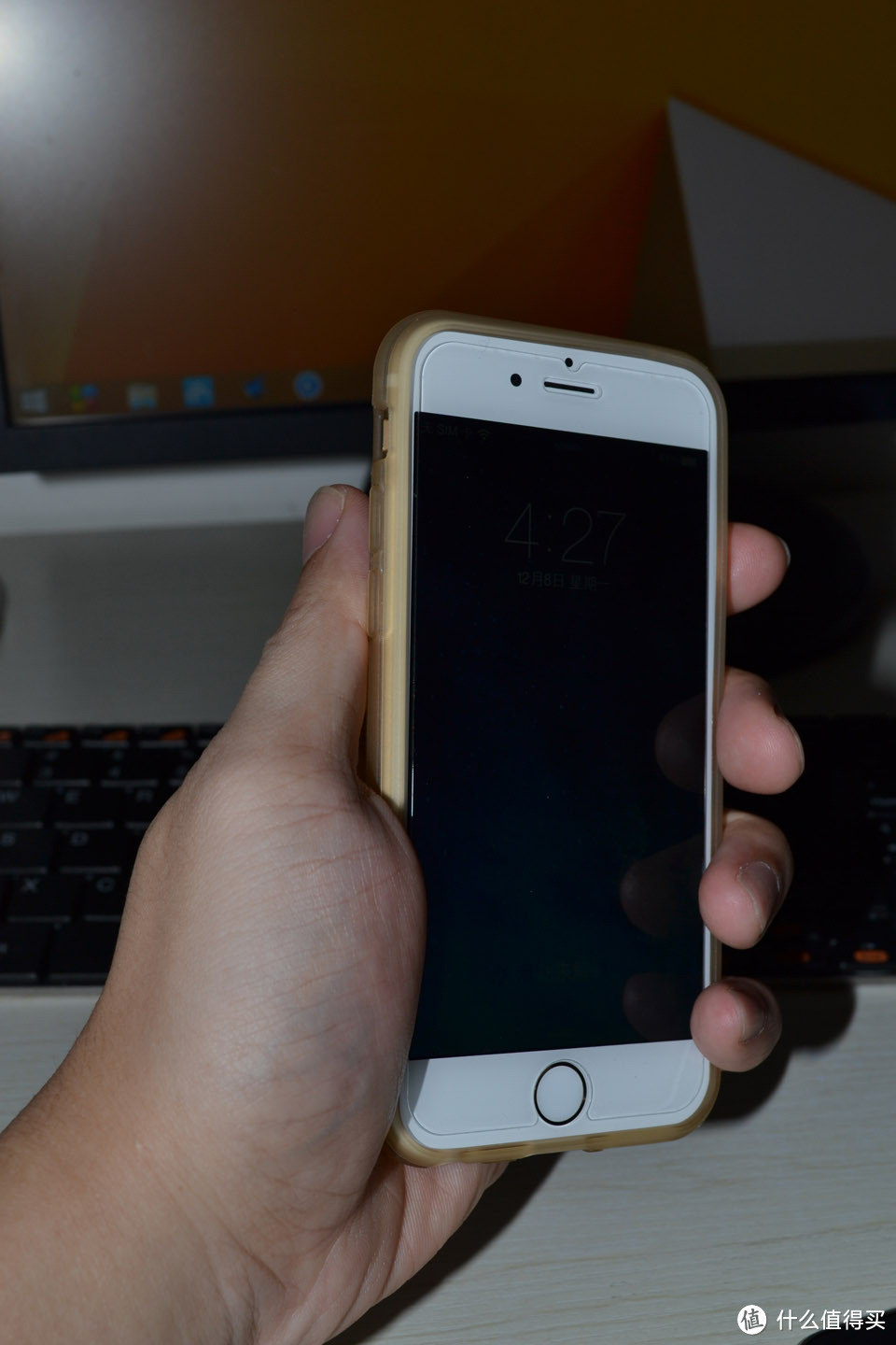 创意十足,但用起来心有余力不足ROCK IPHONE6智能名片保护壳