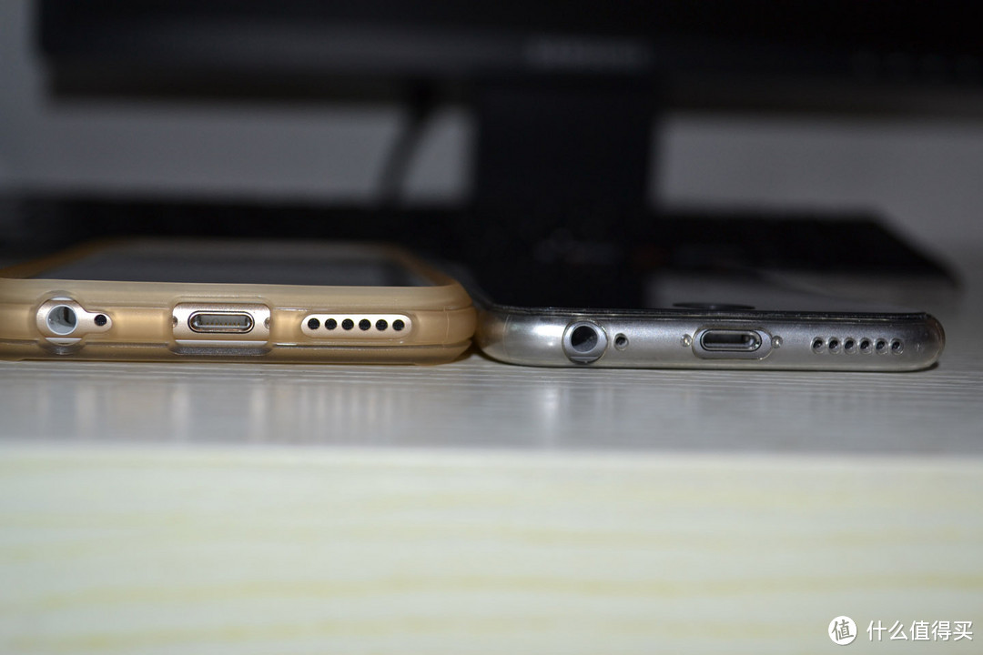 创意十足,但用起来心有余力不足ROCK IPHONE6智能名片保护壳
