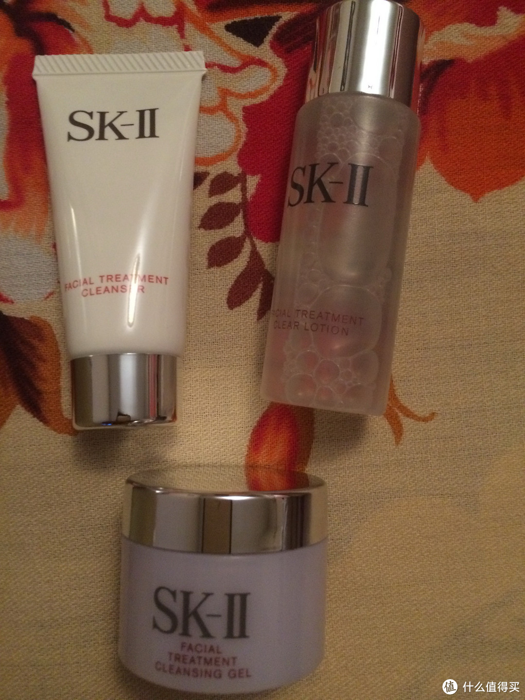 让女王感受到你的努力续：日本人肉带回 SK-II 护肤精华露 （黄色）圣诞限量版 套装