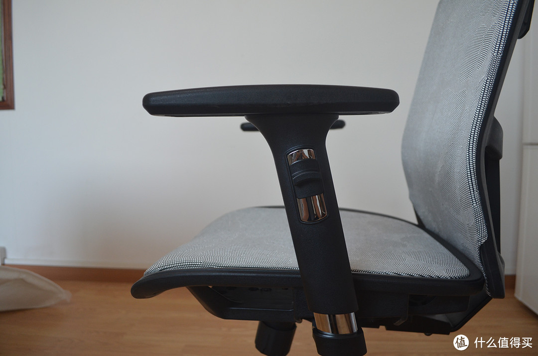 天益 F08 人体工学椅 入手体验
