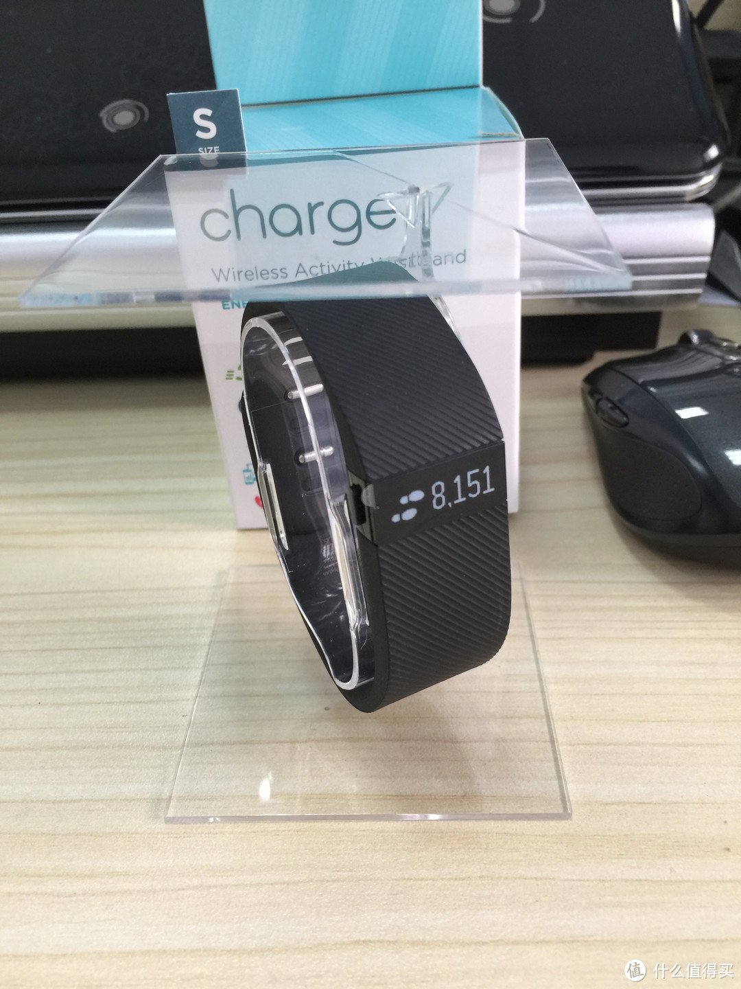 黑五美亚入手：Fitbit charge 智能手环 黑色S码 开箱体验