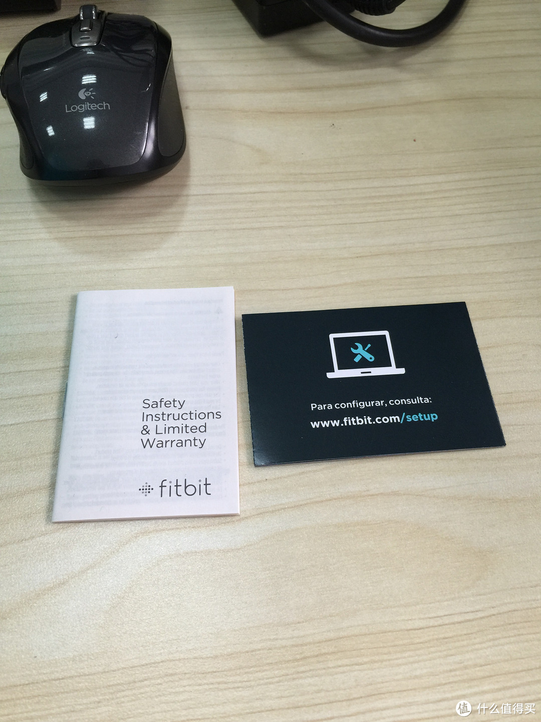 黑五美亚入手：Fitbit charge 智能手环 黑色S码 开箱体验