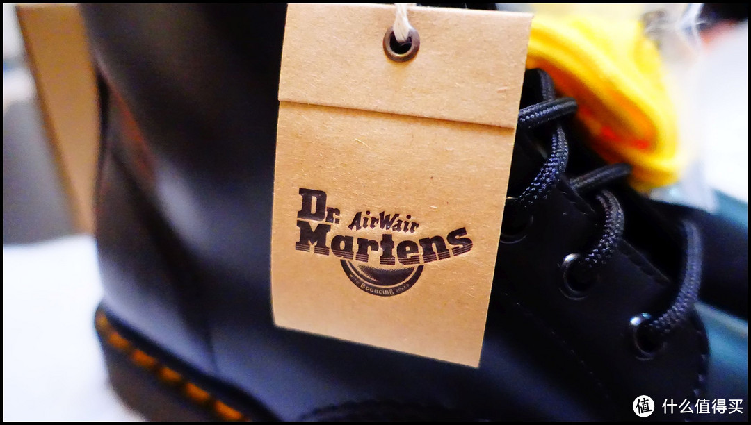 首发海淘！黑五，Dr. Martens 1460 Originals 8 Eye Lace Up 马丁靴 成功击落！