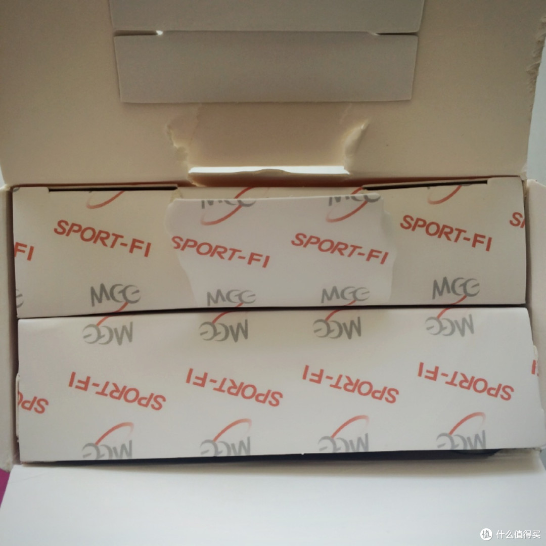 拆箱 稍微用力了一点