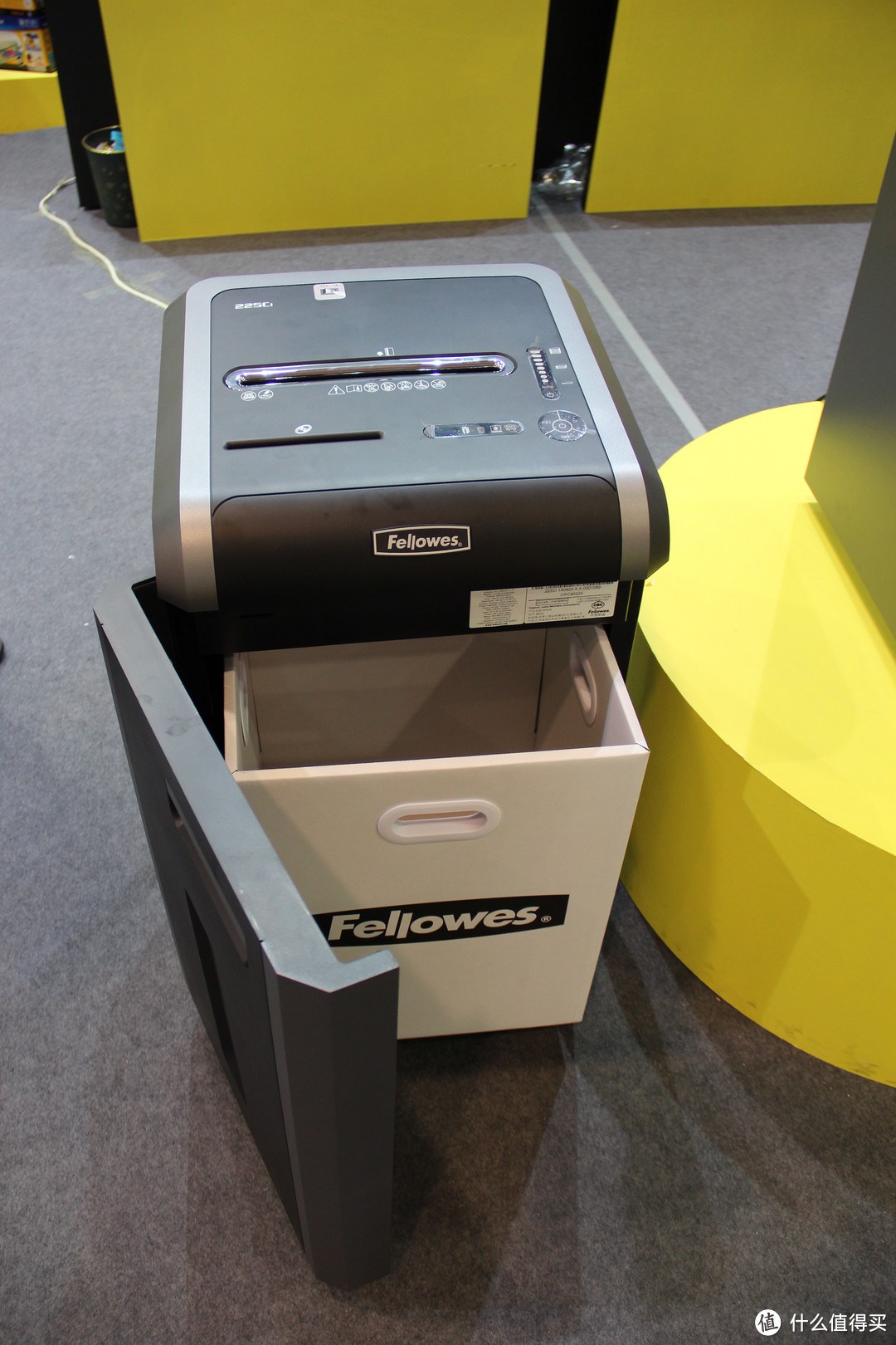 碎碎平安，Fellowes 范罗士 225Ci 大型商用碎纸机