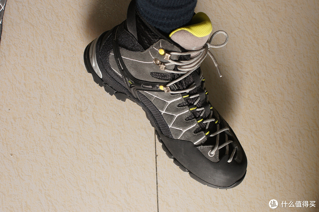 中亚入手 SALEWA 沙乐华 Alp Trainer Mid GTX Shoe 男款中帮户外接近鞋